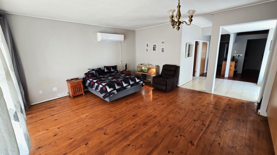 7 Bedroom Property for Sale in Bayswater Free State